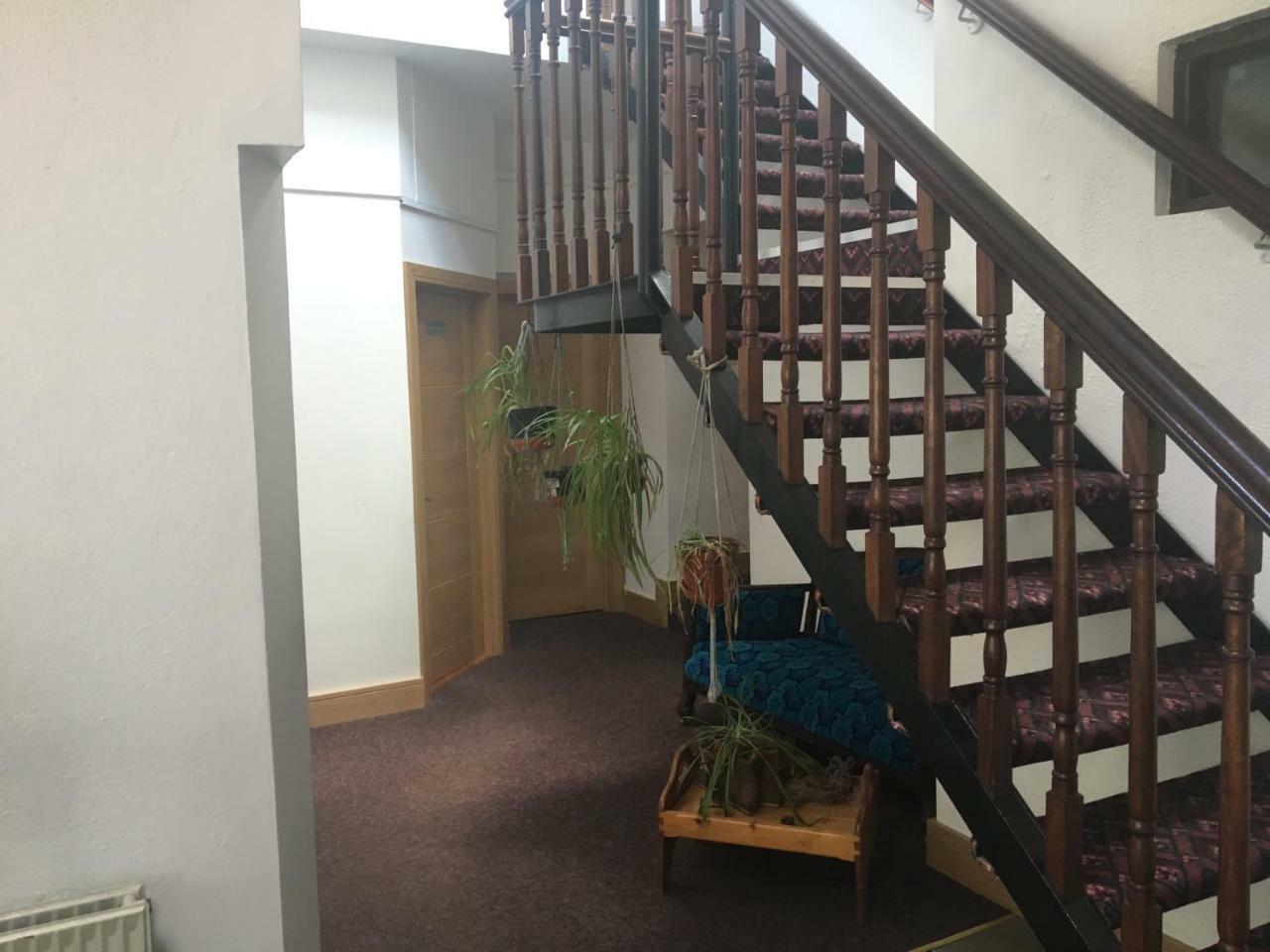 Dalys Accommodation Килкени Екстериор снимка